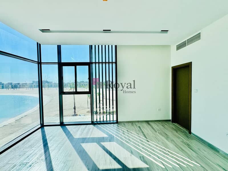 Ultra-Luxury Seafront Corner Villa | Private Pool & Lift | Danah Bay - Image 27