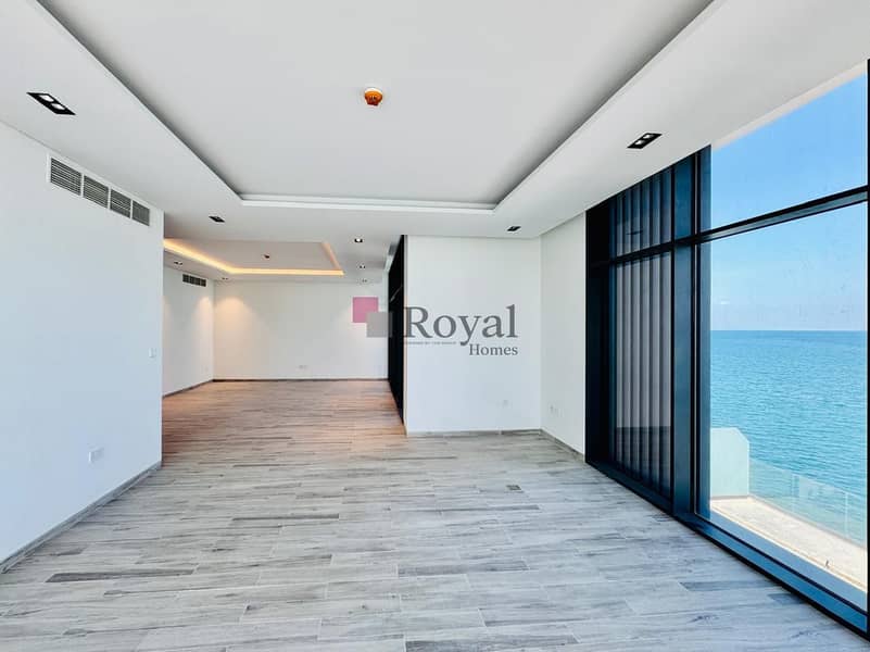 Ultra-Luxury Seafront Corner Villa | Private Pool & Lift | Danah Bay - Image 36