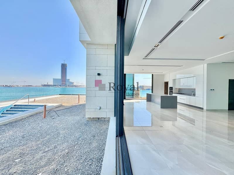 Ultra-Luxury Seafront Corner Villa | Private Pool & Lift | Danah Bay - Image 39