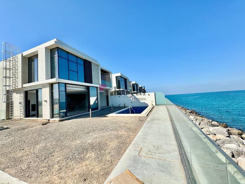Ultra-Luxury Seafront Corner Villa | Private Pool & Lift | Danah Bay - Image 45