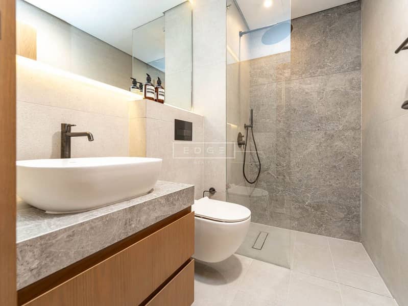 RESALE | HANDOVER SOON | LUXURY - Image 9