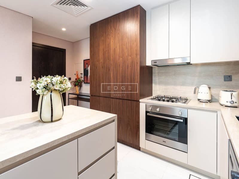 GENUINE RESALE | SPACIOUS | HANDOVER SOON - Image 3