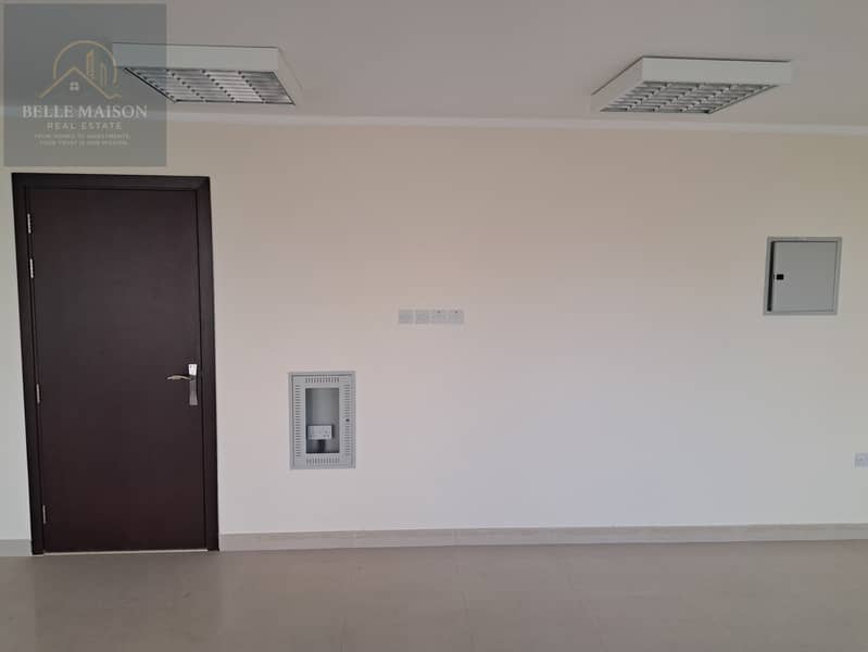 5 BM-COM-R-011_Office-1_1st-floor_Building-106_4. jpg