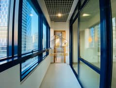 شقة في منطقة الكورنيش 3 غرف 110000 درهم - 13986728