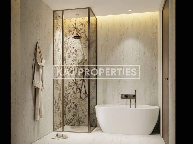 15 Master Bathroom 2. jpg