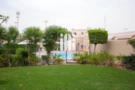 وحده مميزه | فيلا غرفتين نوم + غرفه دراسه | حديقه خاصه |