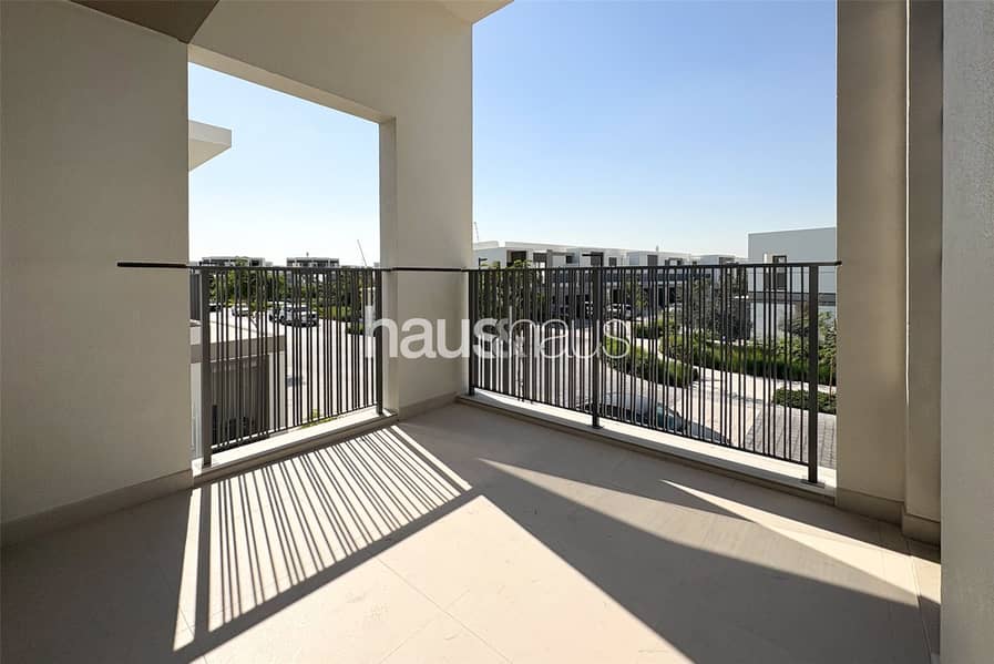 Exclusive | Large Plot | Internal | Motivated - Image 14