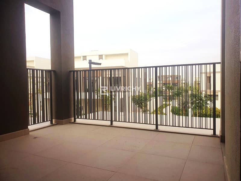 TWIN VILLA | SINGLE ROW | UPGRADED - Image 15