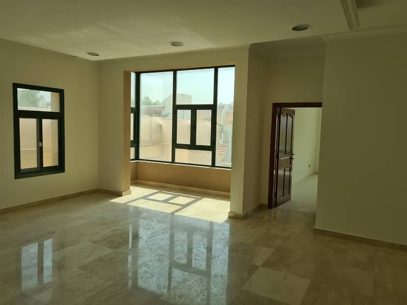 2 39bed4cc-0fb3-4efb-9cd7-4b1e16e64b2f. jpg