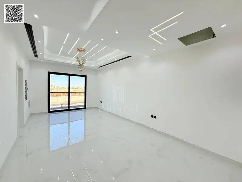 Exceptional Opportunity | Spacious Villa on Main Street - View 4