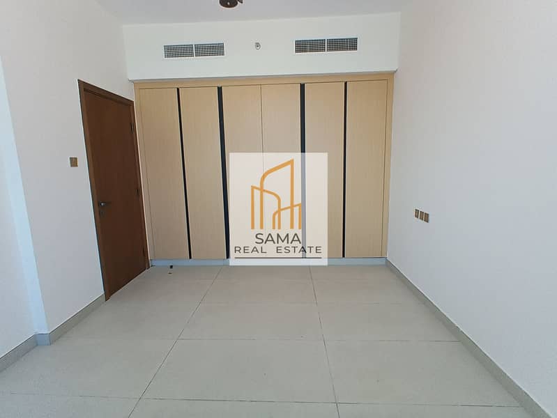 12 146403. jpg