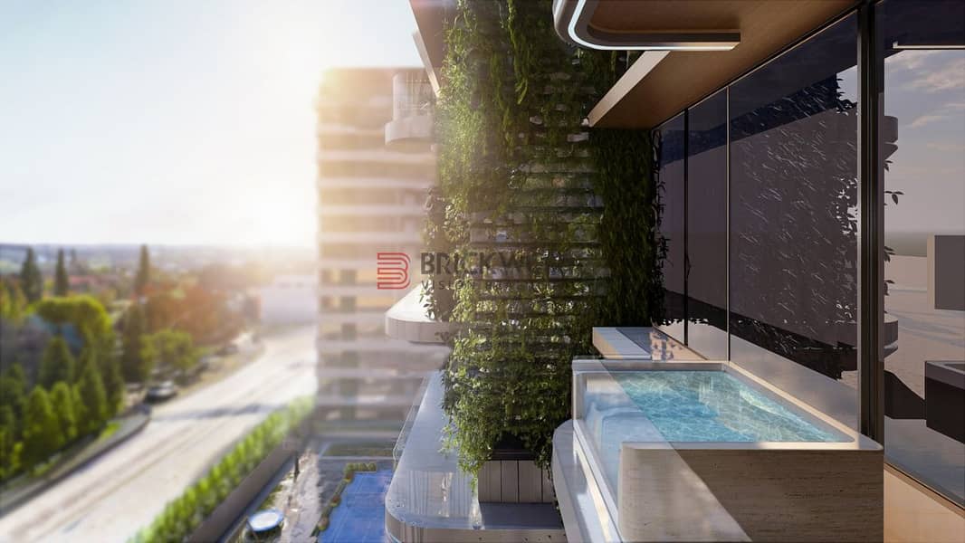 8 swimming pool 2. jpg