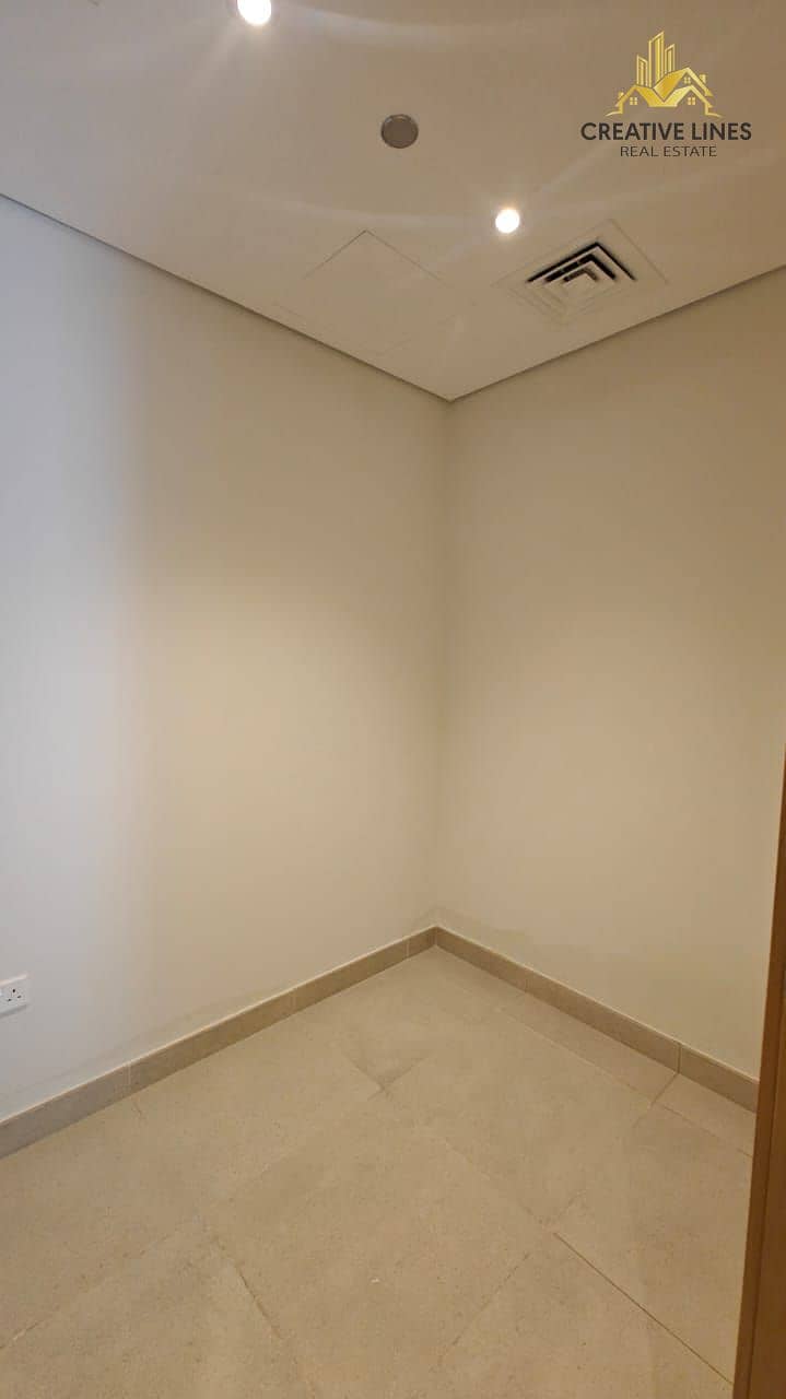2BHK APARTMENT//HUGE LAYOUT//PRIME LOCATION//ALL AMENITIES//READY TO MOVE - Image 7