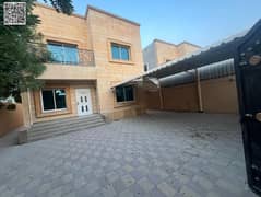 فيلا للبيع مقابل المسجد شامل المياه الكهرباء المكيفات تملك حر لجميع الجنسيات