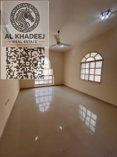 للايجار فيلا 5 غرف – الروضة 3 | عجمان