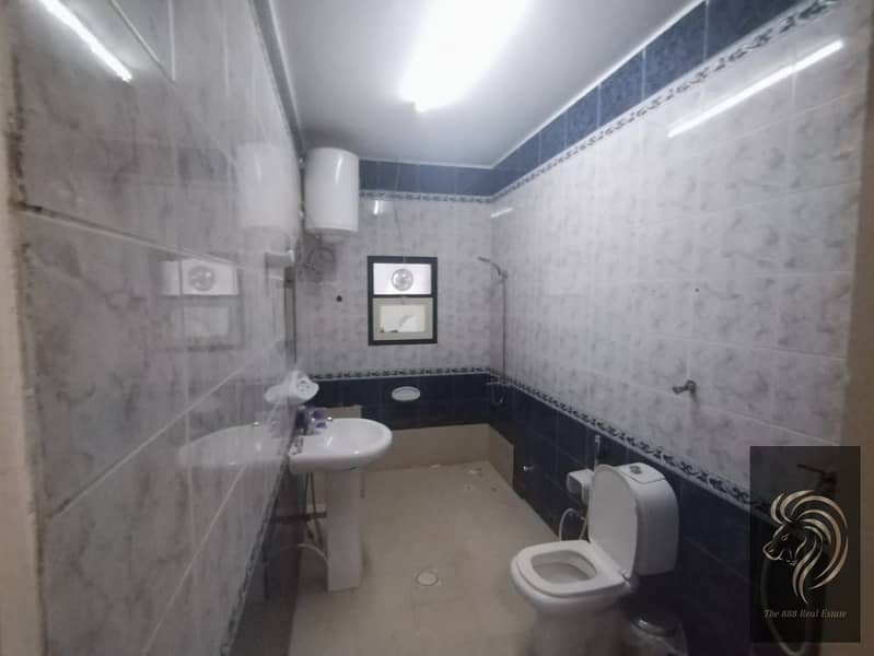 10 aef4cbc3-ef12-45ae-9ec8-558205a9e76e. jpg