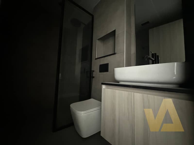 Duplex | Corner unit | With kitchen appliances - Image 13