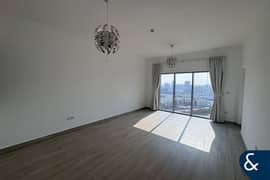 شقة في بناية ربدان،موتور سيتي 2 غرف 110000 درهم - 13636507