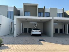 3BR+Maid’s Townhouse Villa For Rent in Villanova La Rose 5