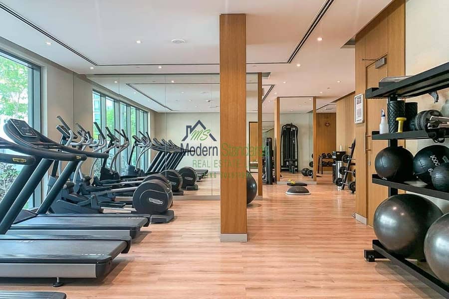 10 gym. jpg