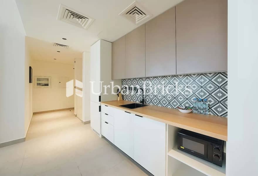 Fully Furnished | Brand New | High Floor - Image 8