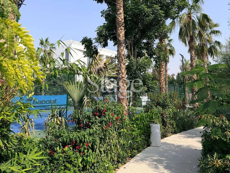 Exclusive Luxury 4BR+M | Brand New | Rooftop Pool - Image 17