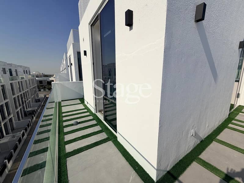 Exclusive Luxury 4BR+M | Brand New | Rooftop Pool - Image 8