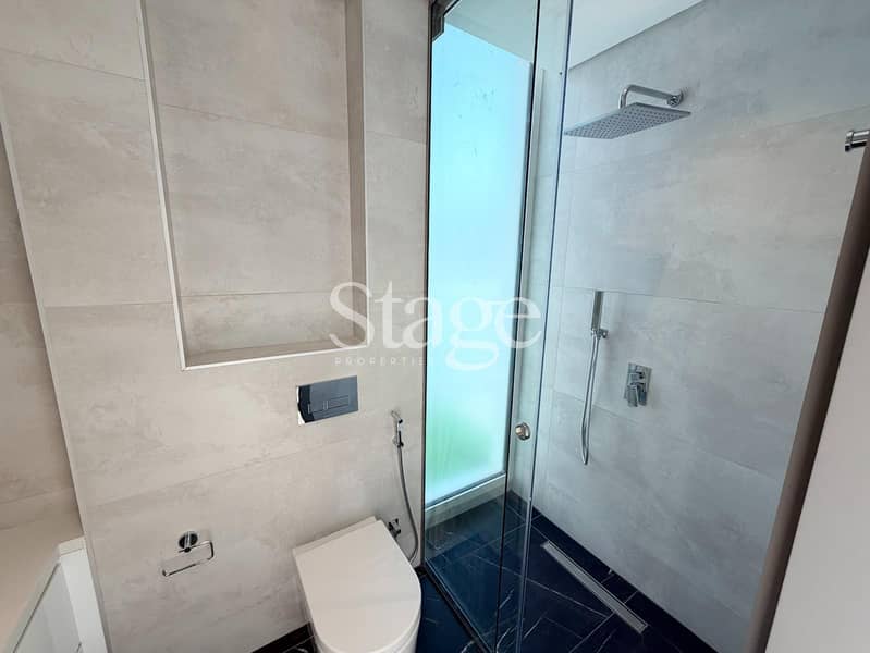 Exclusive Luxury 4BR+M | Brand New | Rooftop Pool - Image 23
