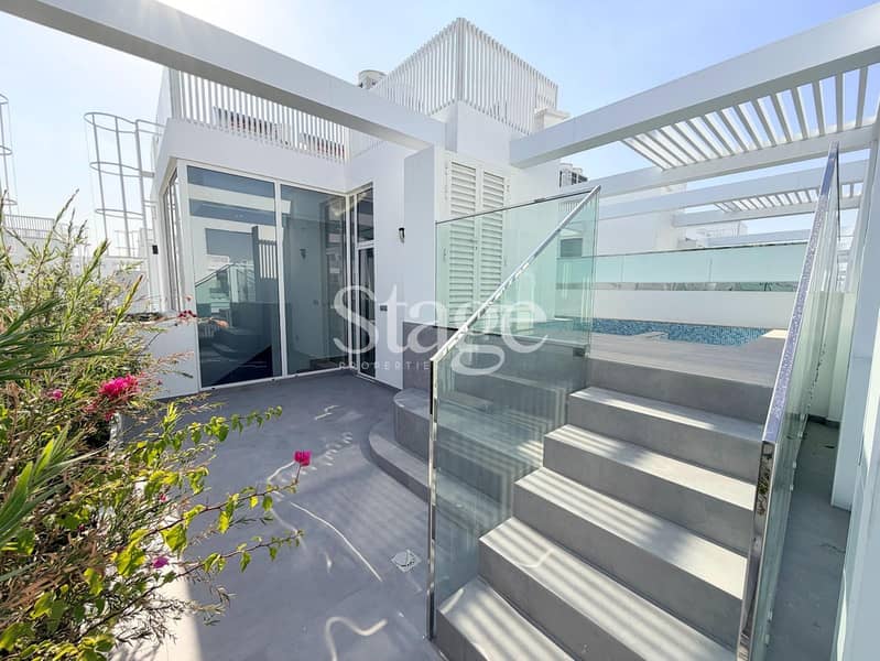 Exclusive Luxury 4BR+M | Brand New | Rooftop Pool - Image 21