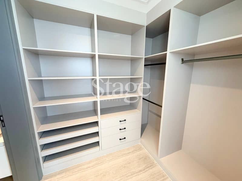 Exclusive Luxury 4BR+M | Brand New | Rooftop Pool - Image 12