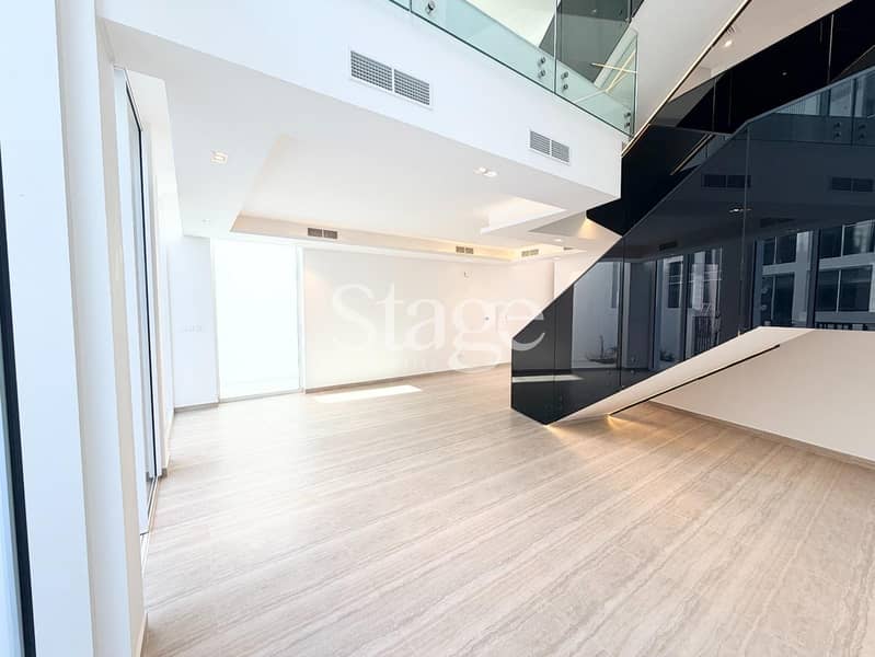 Exclusive Luxury 4BR+M | Brand New | Rooftop Pool - Image 3