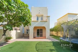 فیلا في الينابيع 2،الينابيع 3 غرف 6400000 درهم - 14001171