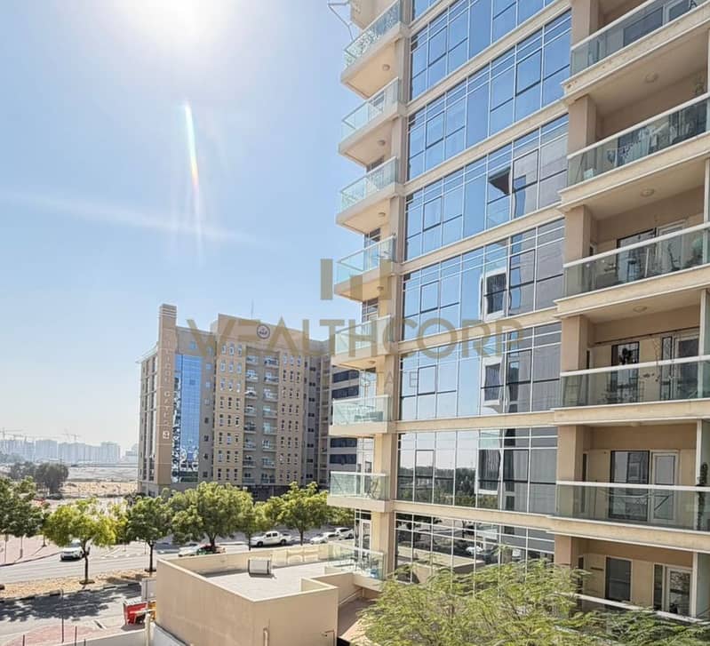 Handover Soon | Modern & Stylish | Prime Location | Genuine Resale - Image 1