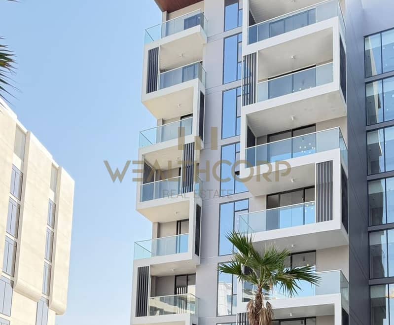 Handover Soon | Modern & Stylish | Prime Location | Genuine Resale - Image 4