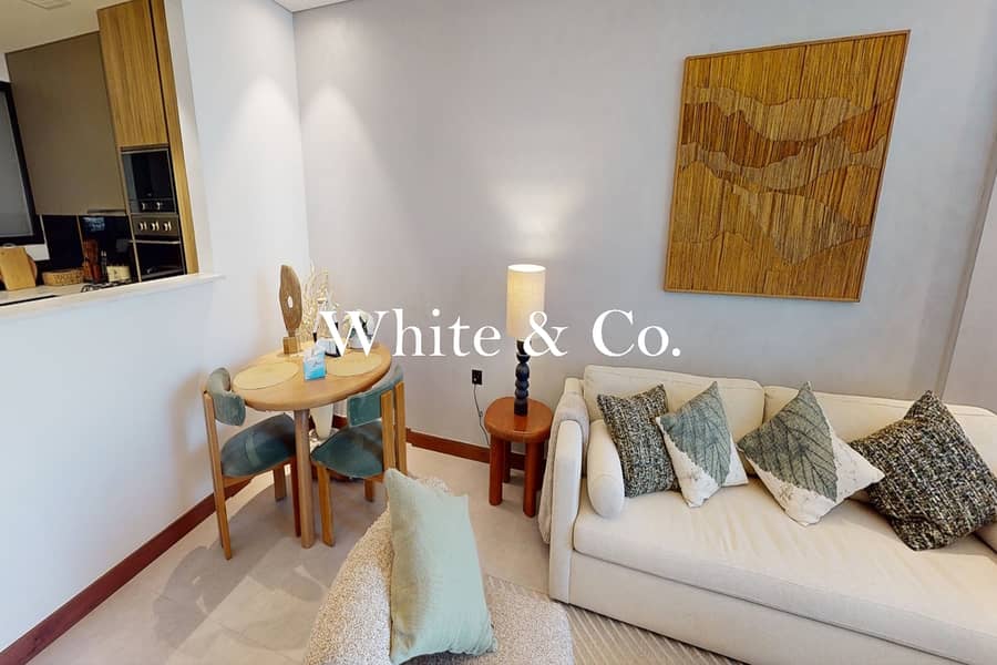 Huge Apartment| Fitted Kitchen |Brand New - Image 2