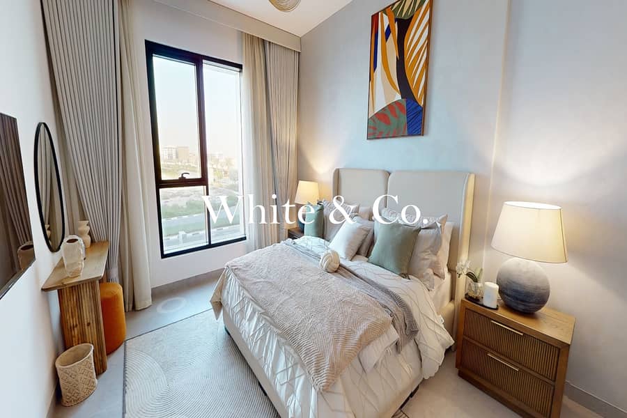 Huge Apartment| Fitted Kitchen |Brand New - Image 7