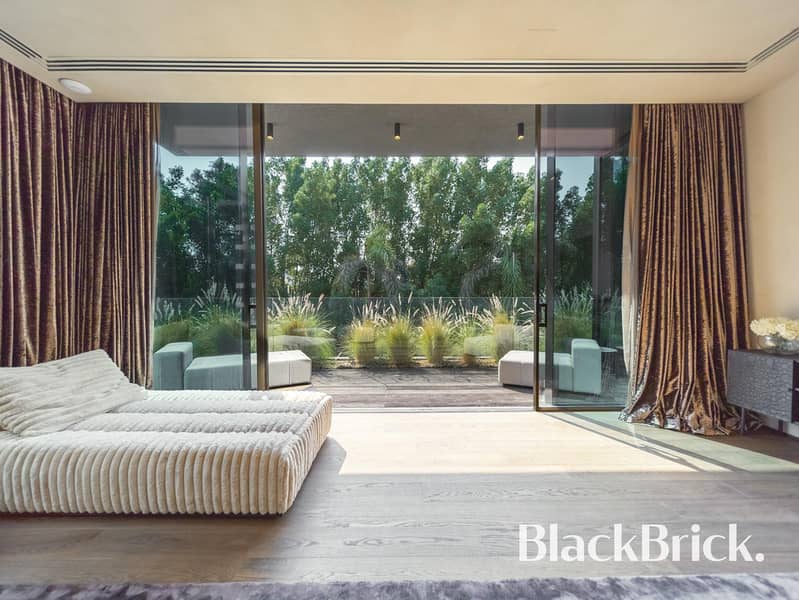 Private Architectural Home | Contemporary Luxury - Image 12