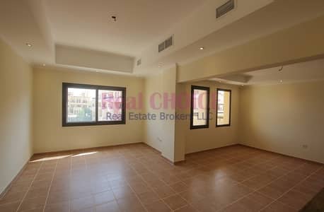 Vacant 2BR|No Commission|12 Cheques|1 Month Free Vacant 2BR|No Commission|12 Cheques|1 Month Free