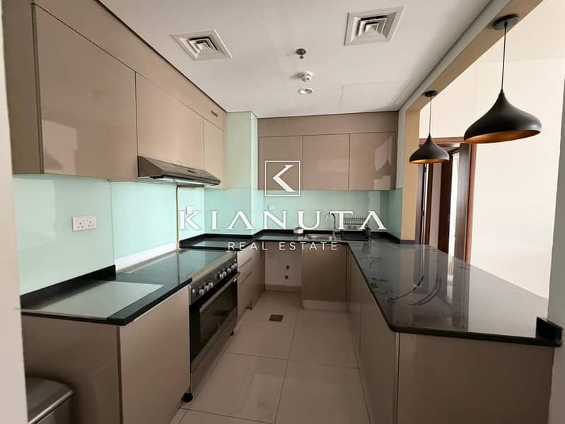 CORNER | SPACIOUS | OPEN VIEW | LOCATED | PARKING - Image 7