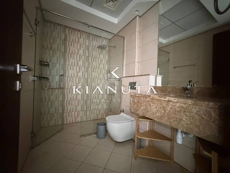 CORNER | SPACIOUS | OPEN VIEW | LOCATED | PARKING - Image 13