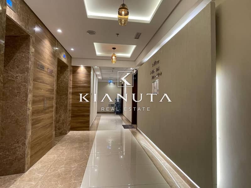 CORNER | SPACIOUS | OPEN VIEW | LOCATED | PARKING - Image 14