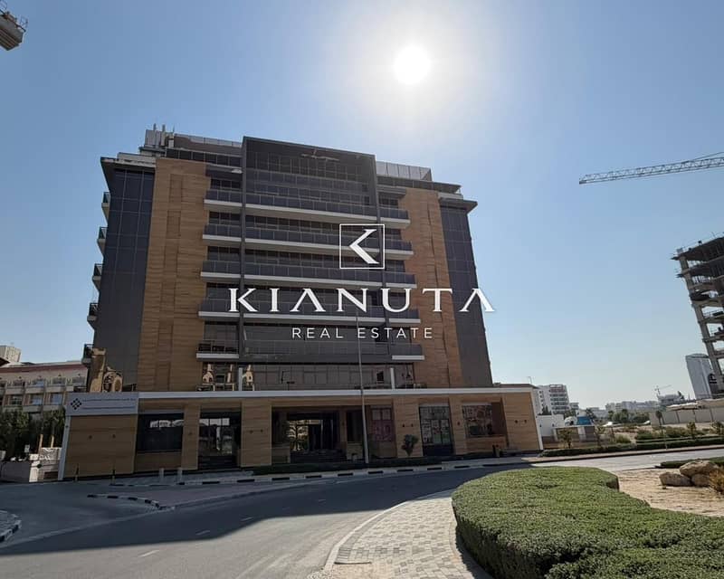 CORNER | SPACIOUS | OPEN VIEW | LOCATED | PARKING - Image 17