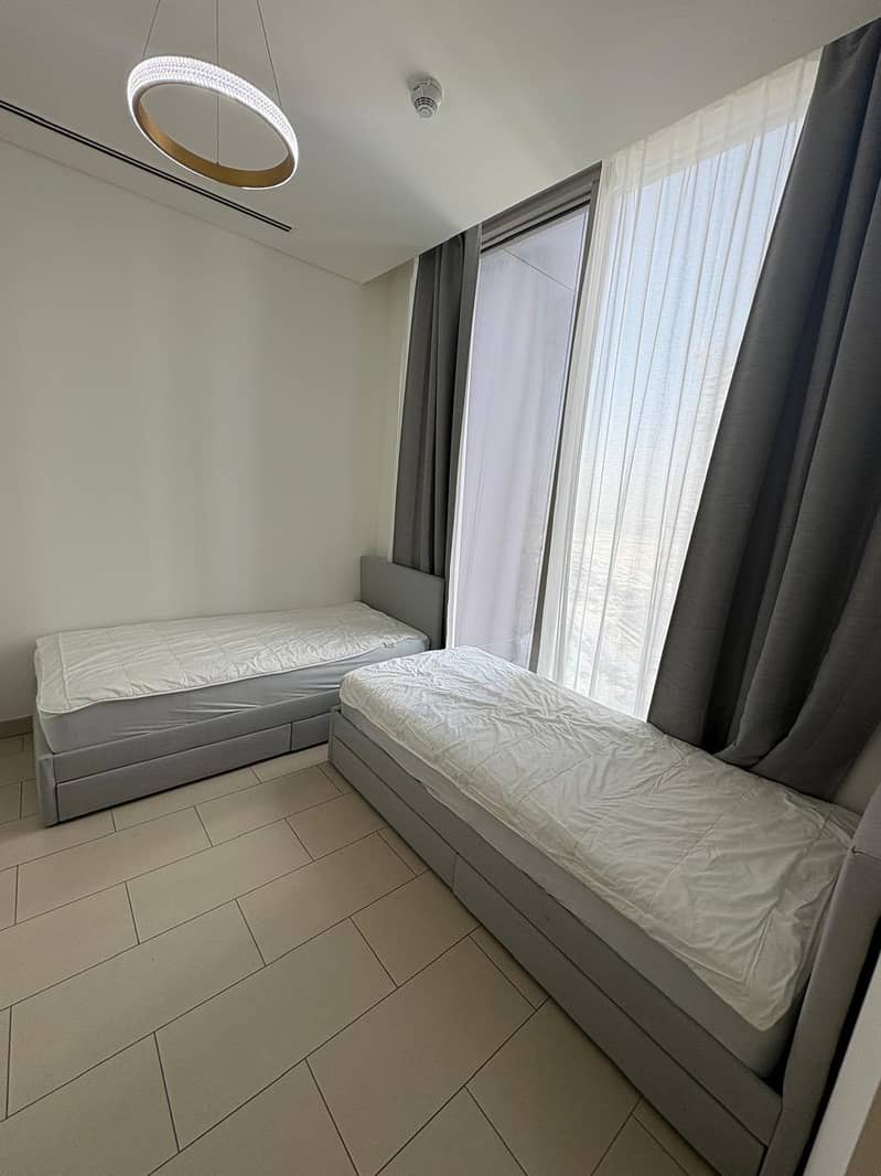 Luxury 1 bedroom + Study (Both with Window) | Lagoon View | Investor Deal - Image 7