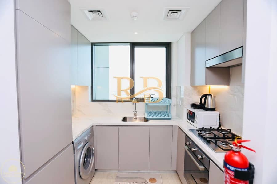 Fully Furnished 1Bhk || Creek Views || Higher Floor || Ready to Move