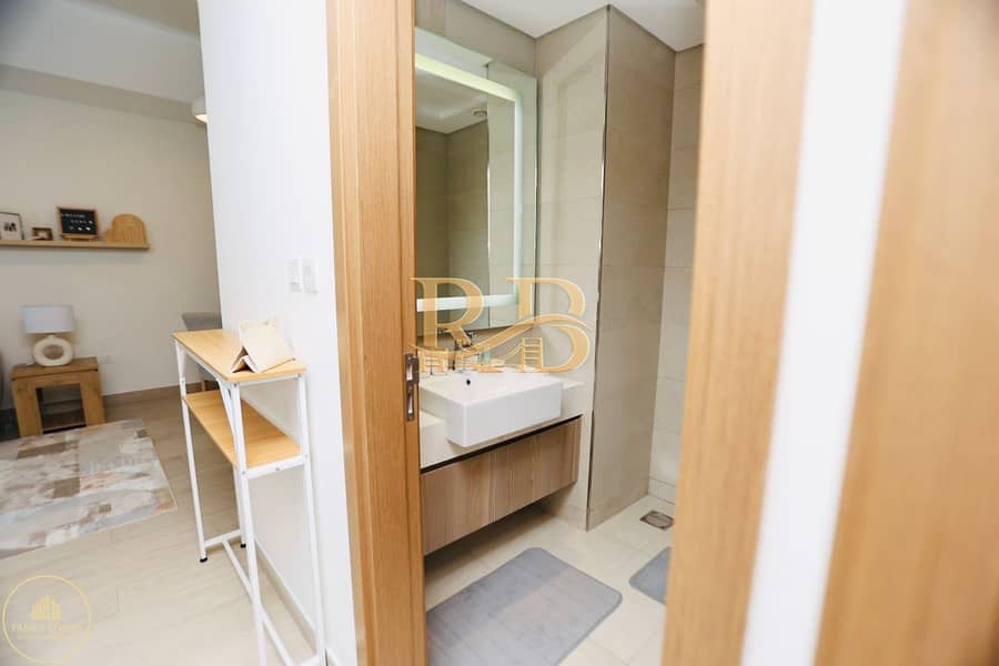 Fully Furnished 1Bhk || Creek Views || Higher Floor || Ready to Move - Image 15