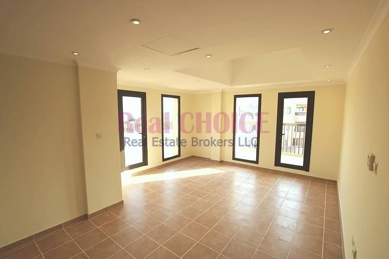 Huge Balcony|1 Month Free|No Commission|12 Chqs Huge Balcony|1 Month Free|No Commission|12 Chqs