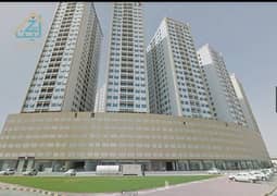 شقة من ثلاث غرف نوم مع موقف سيارات متاحة للإيجار في أبراج لؤلؤة عجمان