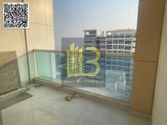 شقة كبيرة 3 غرف نوم مع موقف سيارات للإيجار في أبراج عجمان ون، تم تجديدها مؤخرًا