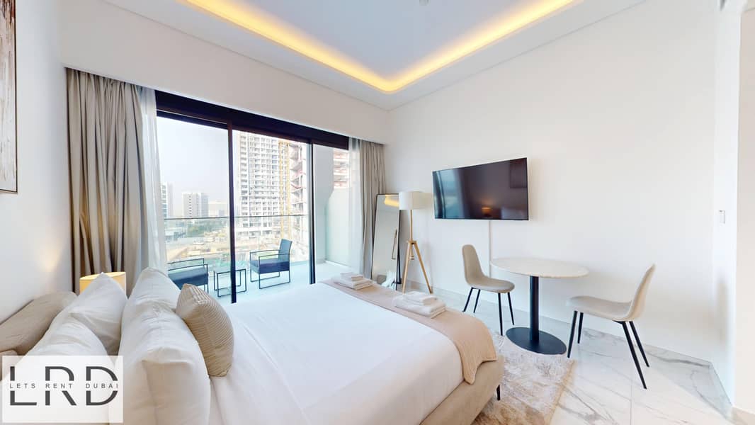 3 LRD-VACATION-HOMES-Azizi-Riviera-63-Unit-414-10132025_145829. jpg