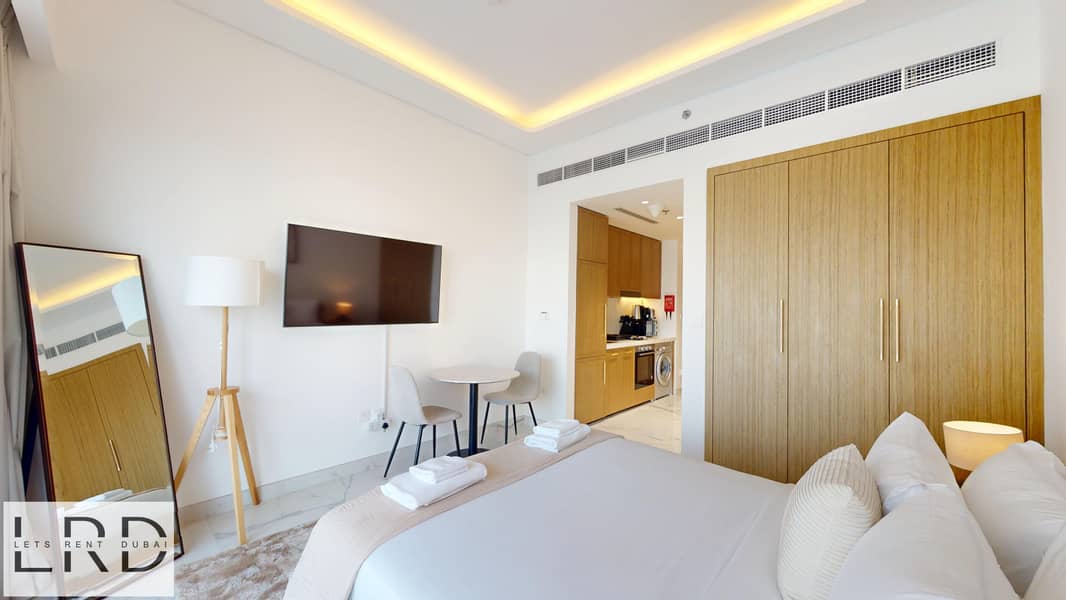 6 LRD-VACATION-HOMES-Azizi-Riviera-63-Unit-414-10132025_150530. jpg